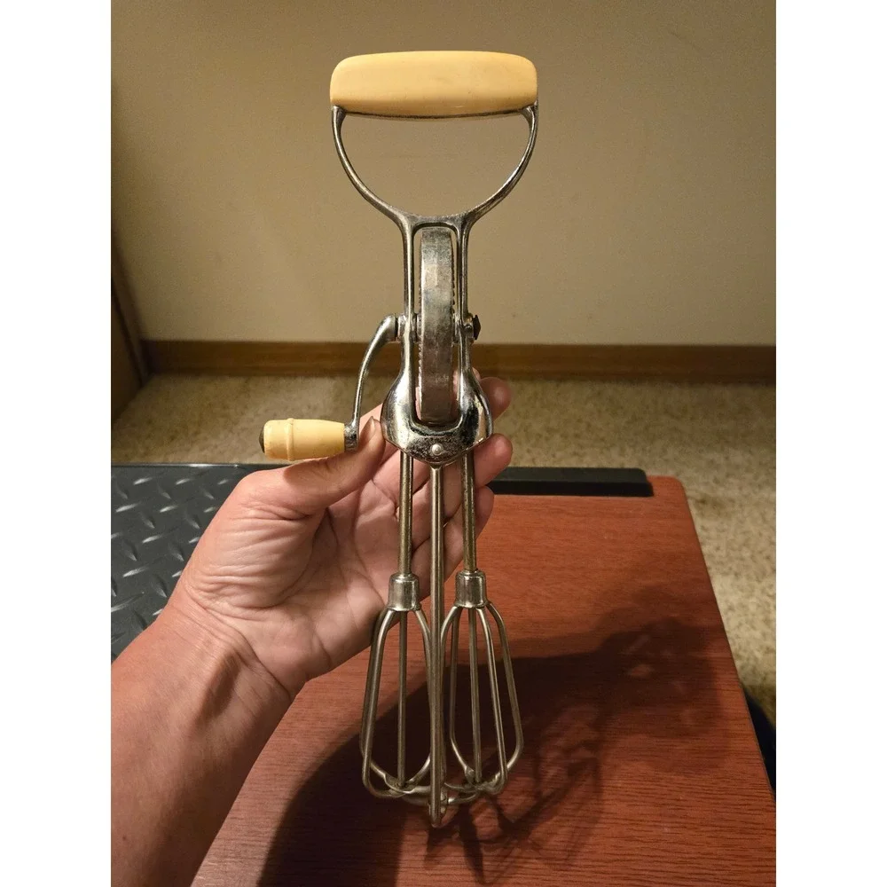 Vintage Kaplan Aronson Hand Crank Egg Beater Manual Whisk Cream Handles Retro